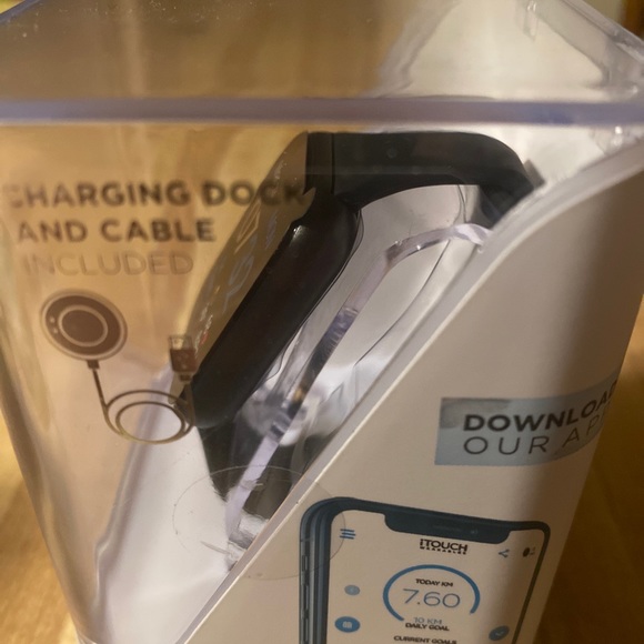 iTouch Air 3 Smartwatch Fitness Tracker: Black Case with Black Strap (44mm) - Picture 4 of 6